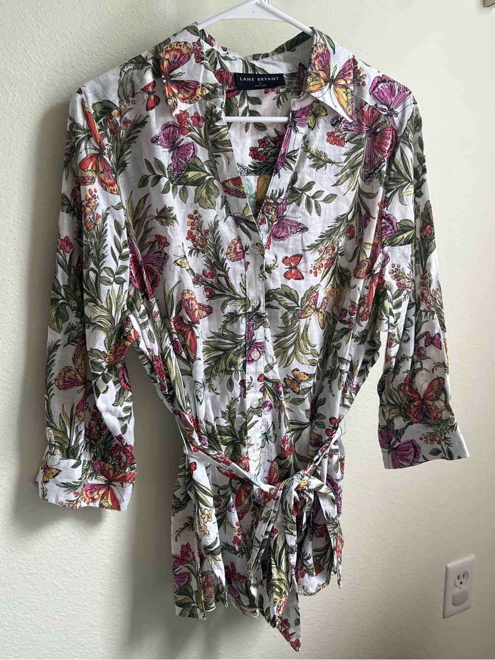 Lane Bryant White Button-Front Floral & Butterfly Tie-Waist Shirt